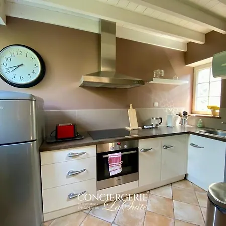 Appartamento Maison Chaleureuse Avec Terrasse, Centre Cherbourg-en-Cotentin